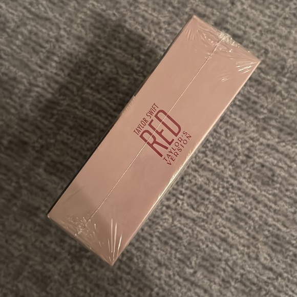 Red (Taylor’s Version) Puzzle - Picture 2 of 2